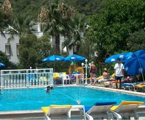 Basils Hotel apartamentowy Marmaris