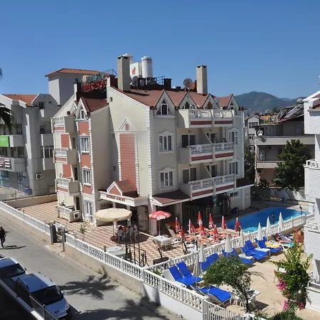 Basils Ξενοδοχείο με διαμερίσματα 3*