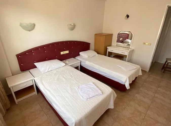 Ξενοδοχείο με διαμερίσματα Basils 3*