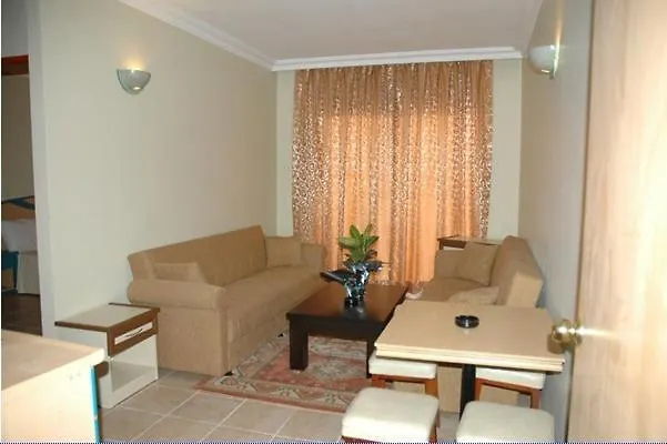 Basils Hotel de apartamente 3*