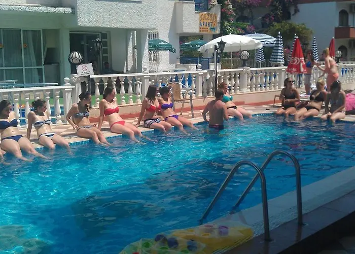 Basils Hotel de apartamente 3*