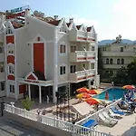 Basils Apart Otel 3*