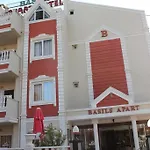 شقة فندقية Basils 3*