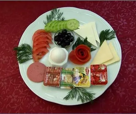 Апарт-отель Basils 3*
