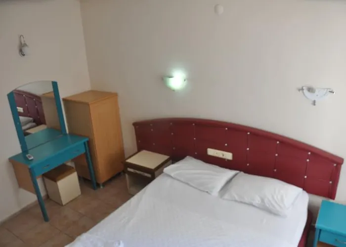 Basils Apart Otel 3*