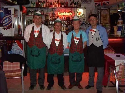 Апарт-отель Basils